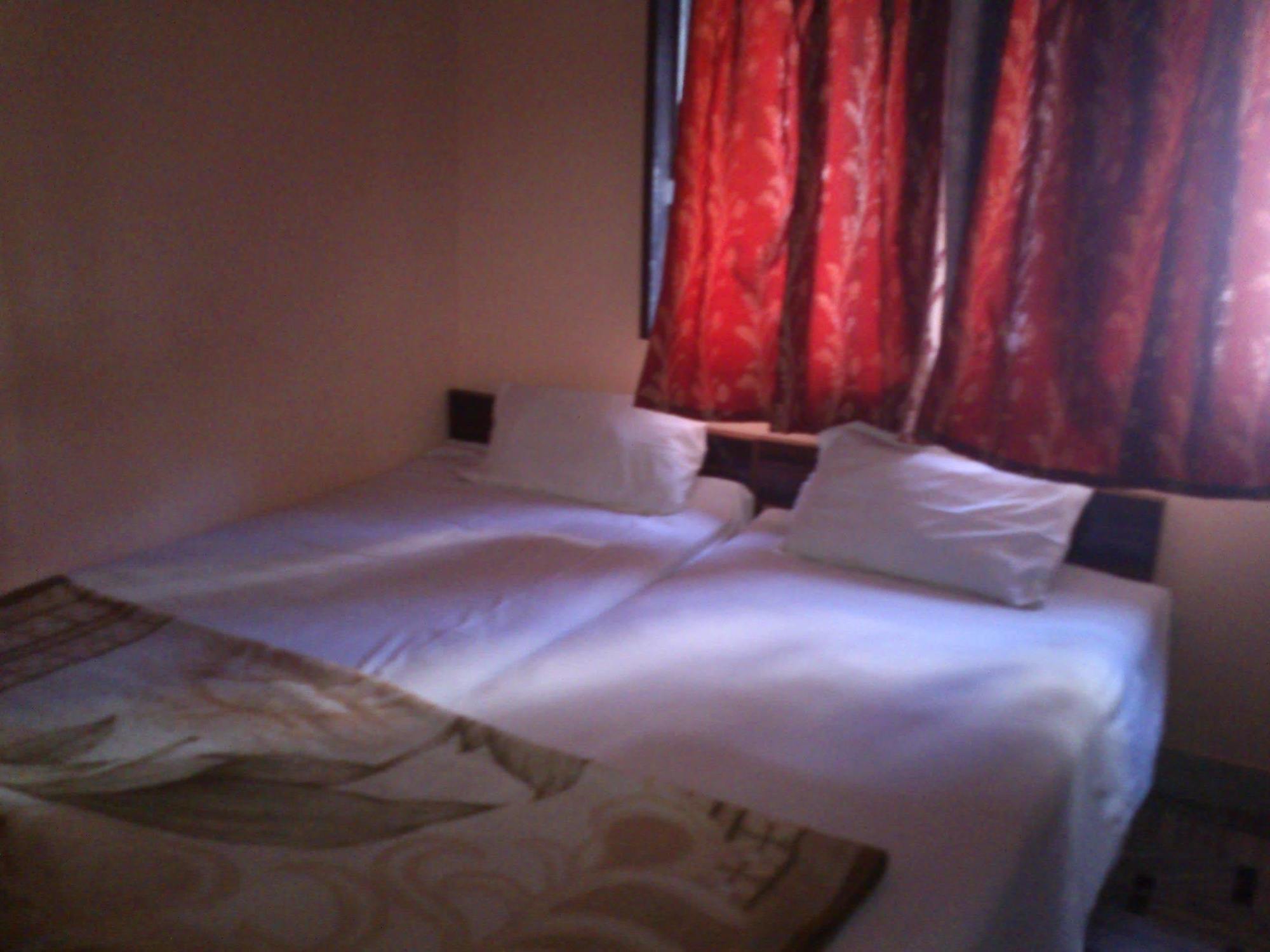 Elvis Guest House Benares Buitenkant foto